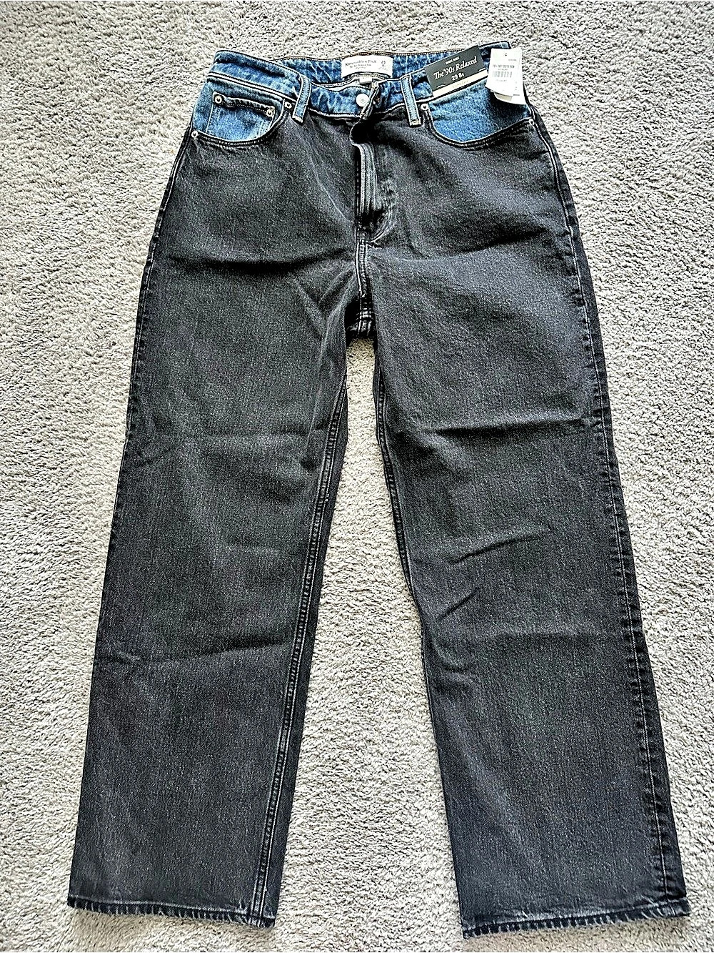 Abercrombie & Fitch '90s Relaxed Jeans in Black Waist 29 x 30 NWT